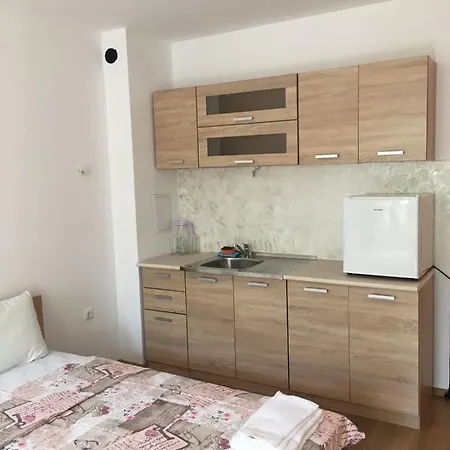 Rossa Apartment